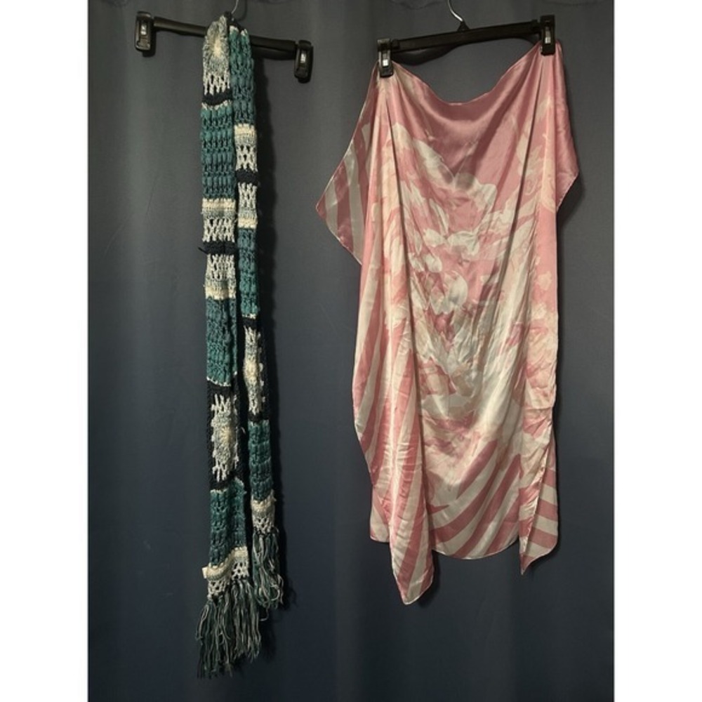 2-PC Ellen Tracy Women's Accessory & 6ft Scarf Beautiful‎ Classy Casual Winter